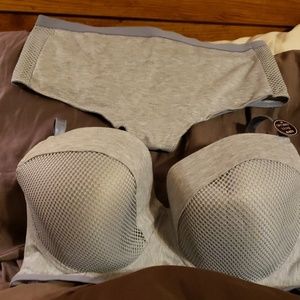 Bra and panty set